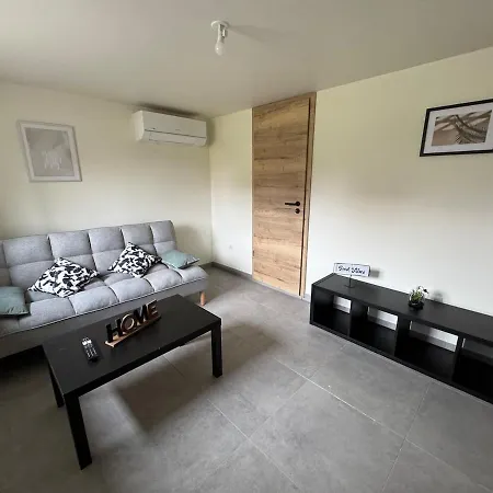 Quietude Au Bord Du Rhin アパート Beinheim